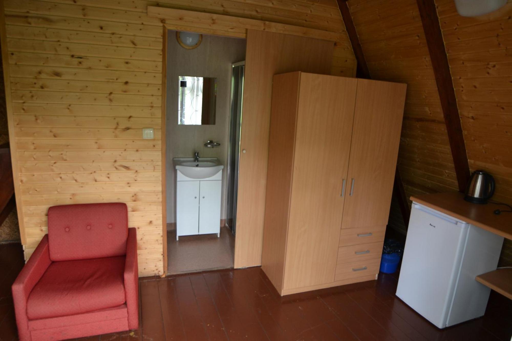 Hotel Osrodek Wypoczynkowo-Turystyczny Perla Krutyni à Nowy Most Extérieur photo