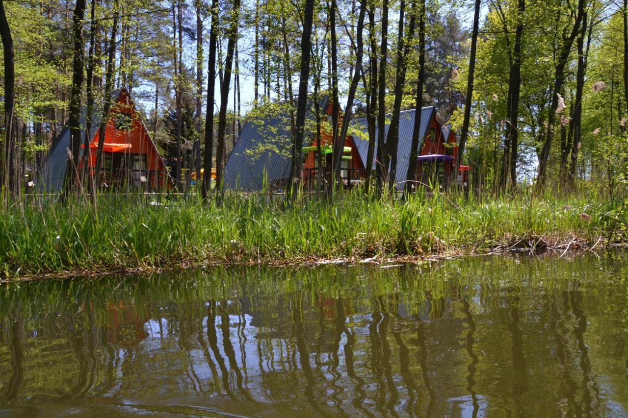 Hotel Osrodek Wypoczynkowo-Turystyczny Perla Krutyni à Nowy Most Extérieur photo